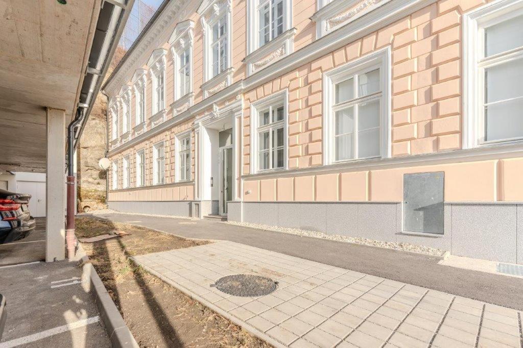 Deluxe Apartments Near The Center Krems an der Donau Zewnętrze zdjęcie