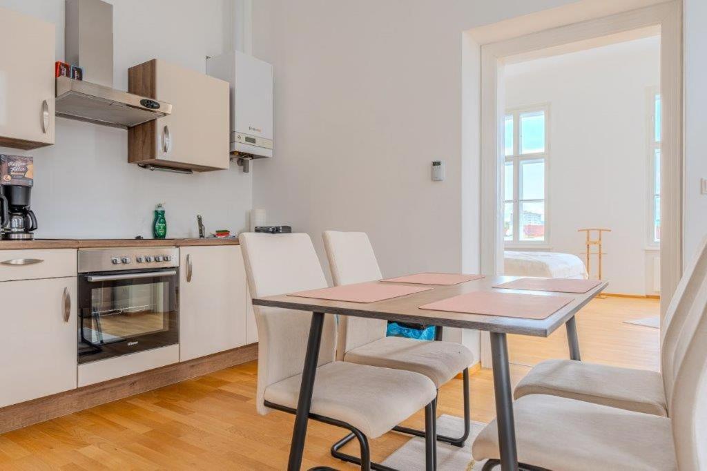 Deluxe Apartments Near The Center Krems an der Donau Zewnętrze zdjęcie